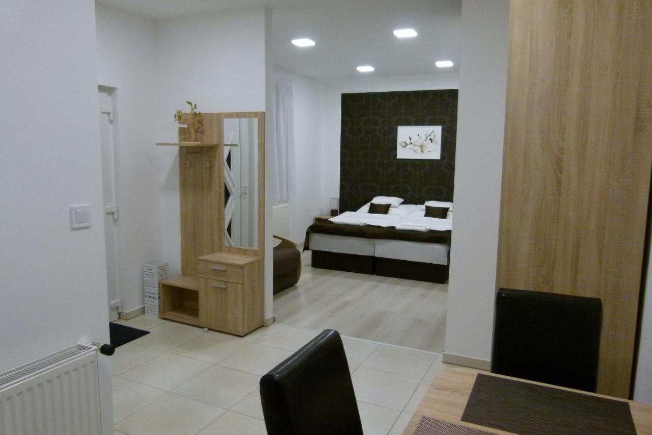Wolf House Apartman Zalaegerszeg Bagian luar foto