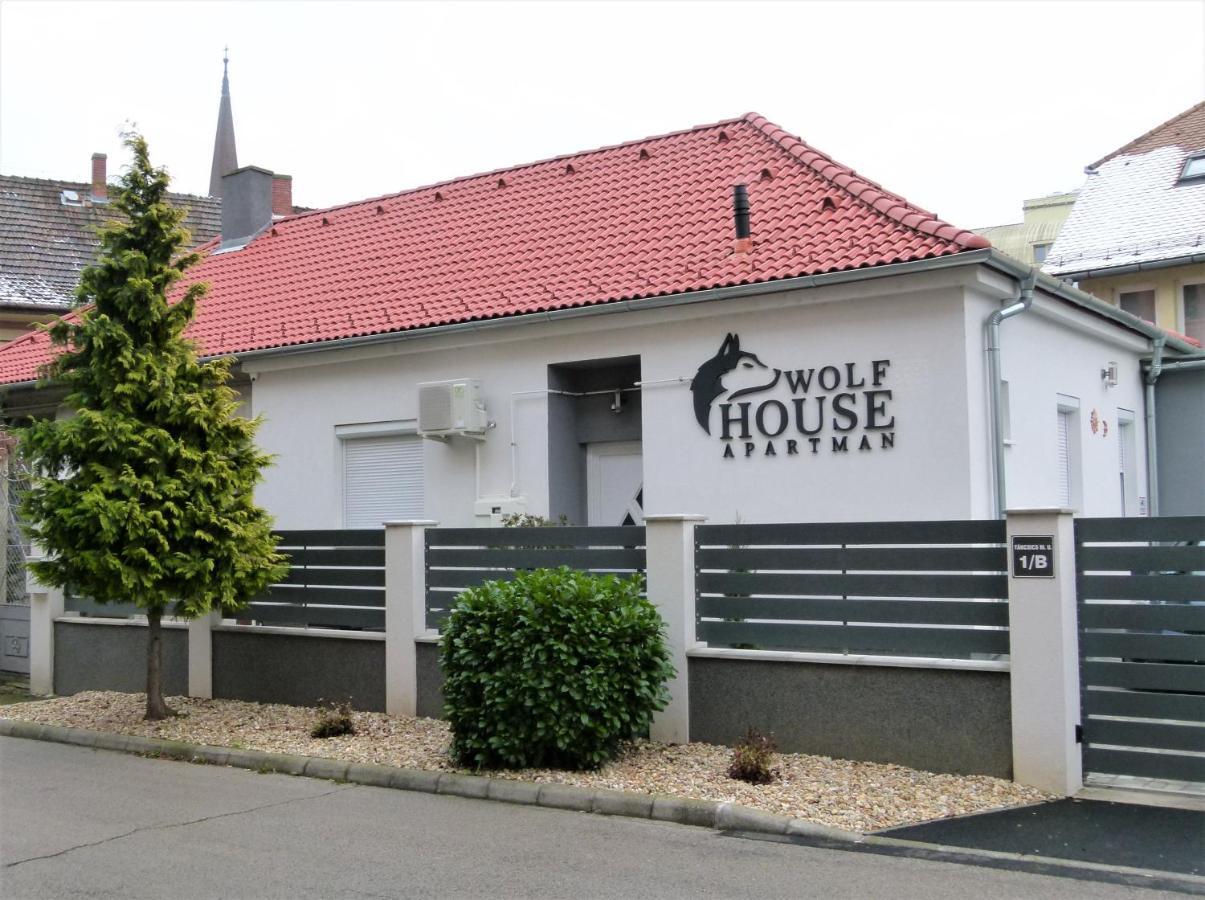 Wolf House Apartman Zalaegerszeg Bagian luar foto